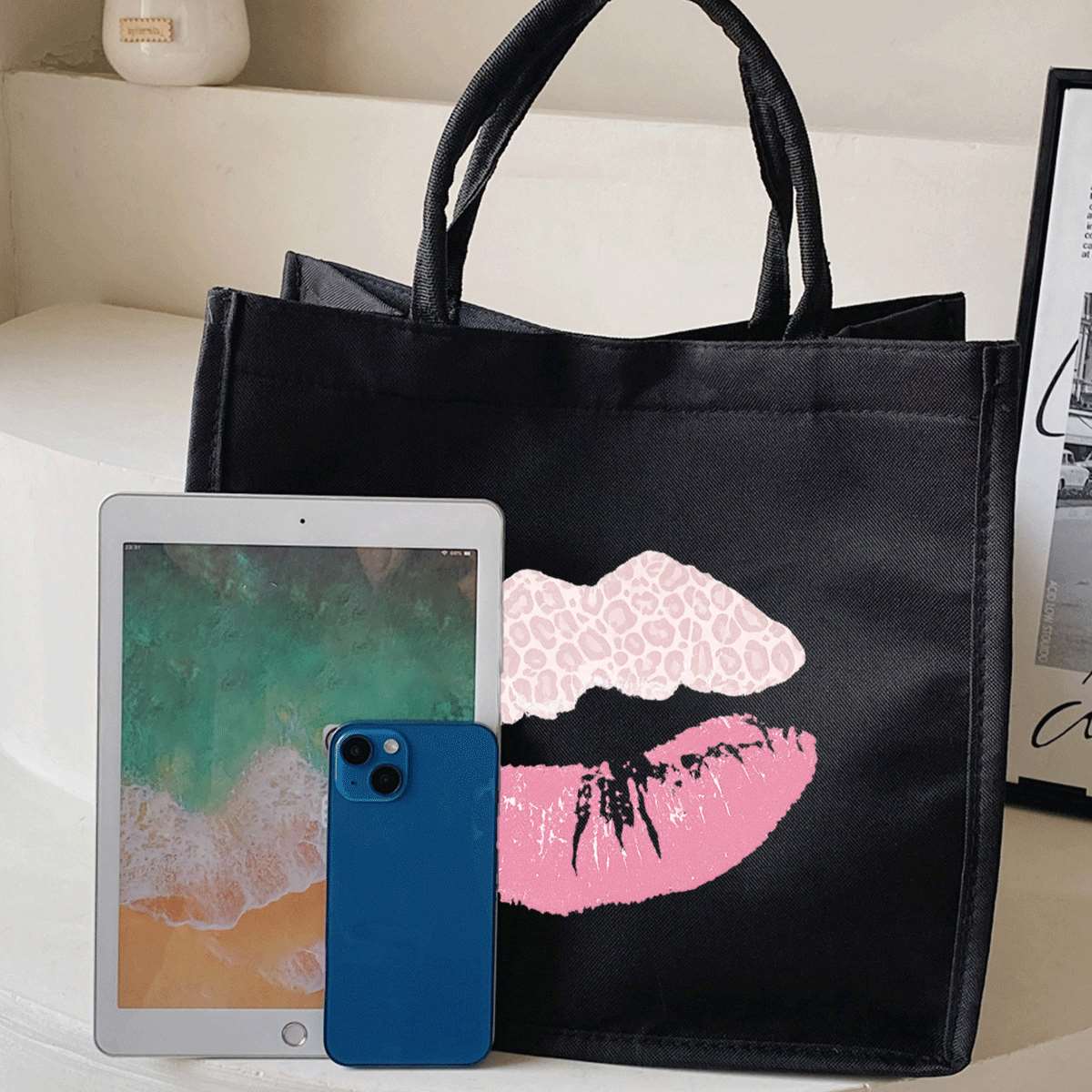 Hot Lips Tote Bag