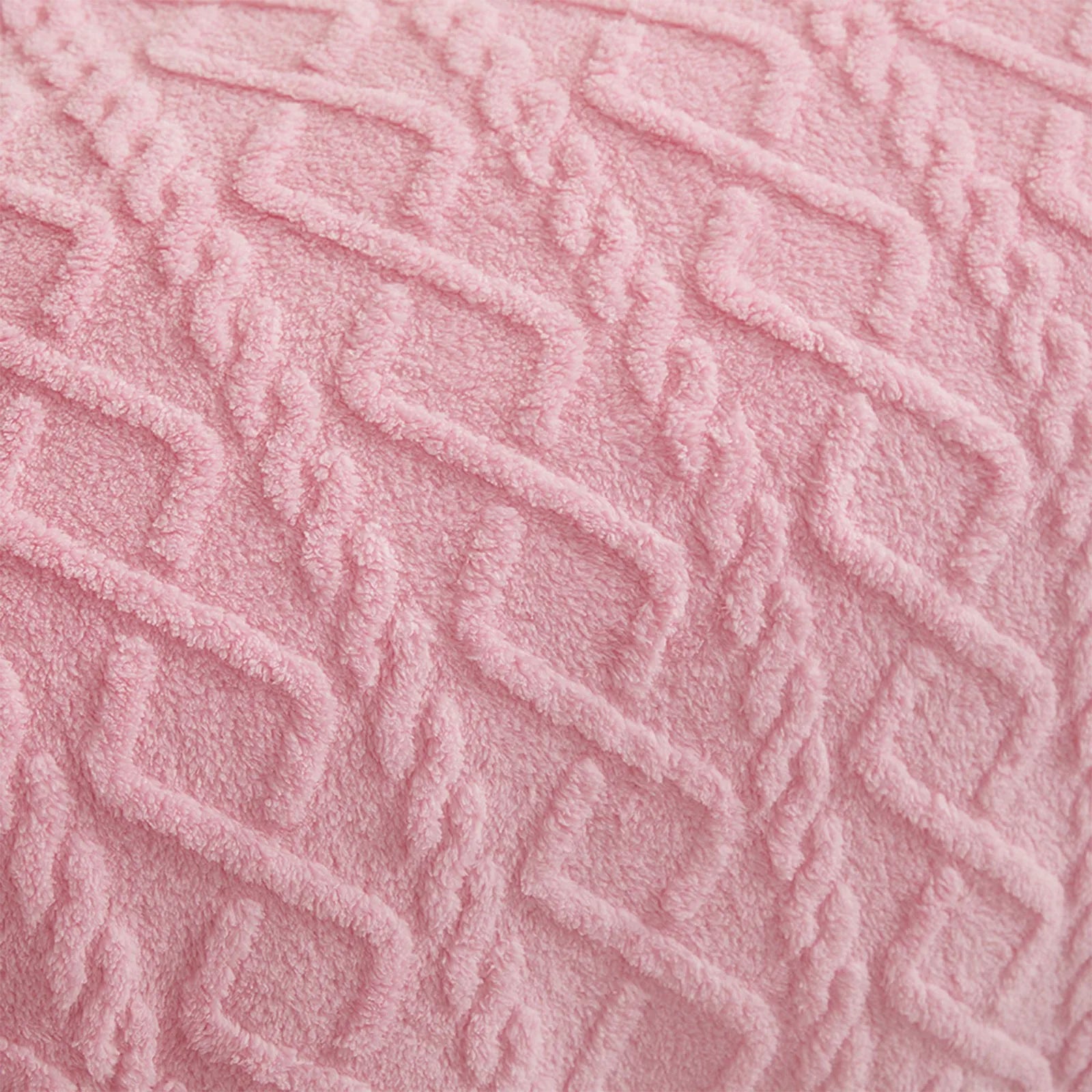 Cozy and wonderfully soft throw blanket. Warm and comfy!