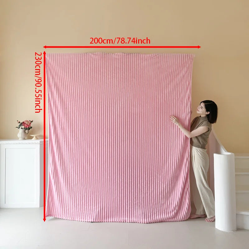 Cozy and wonderfully soft throw blanket.