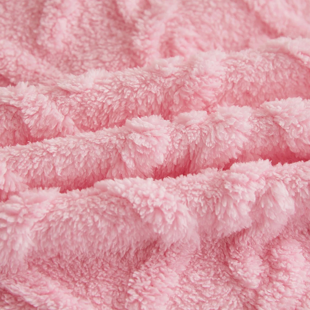 Cozy and wonderfully soft throw blanket. Warm and comfy!